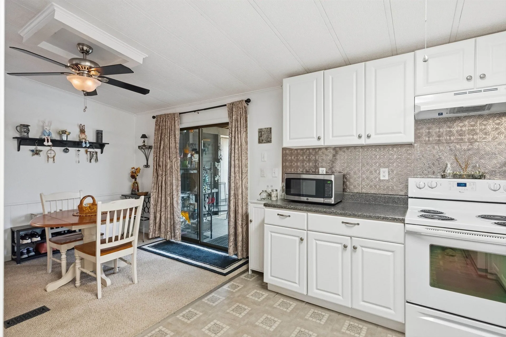41 Mathew Circle Goffstown NH 03045