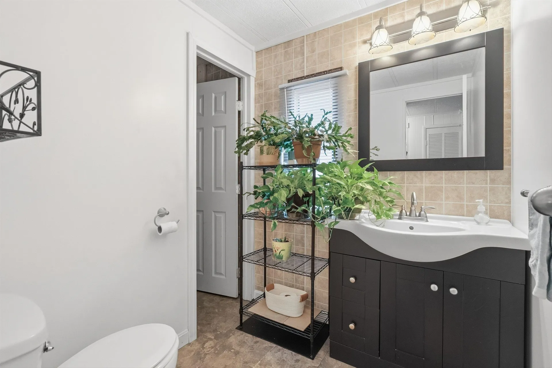 41 Mathew Circle Goffstown NH 03045