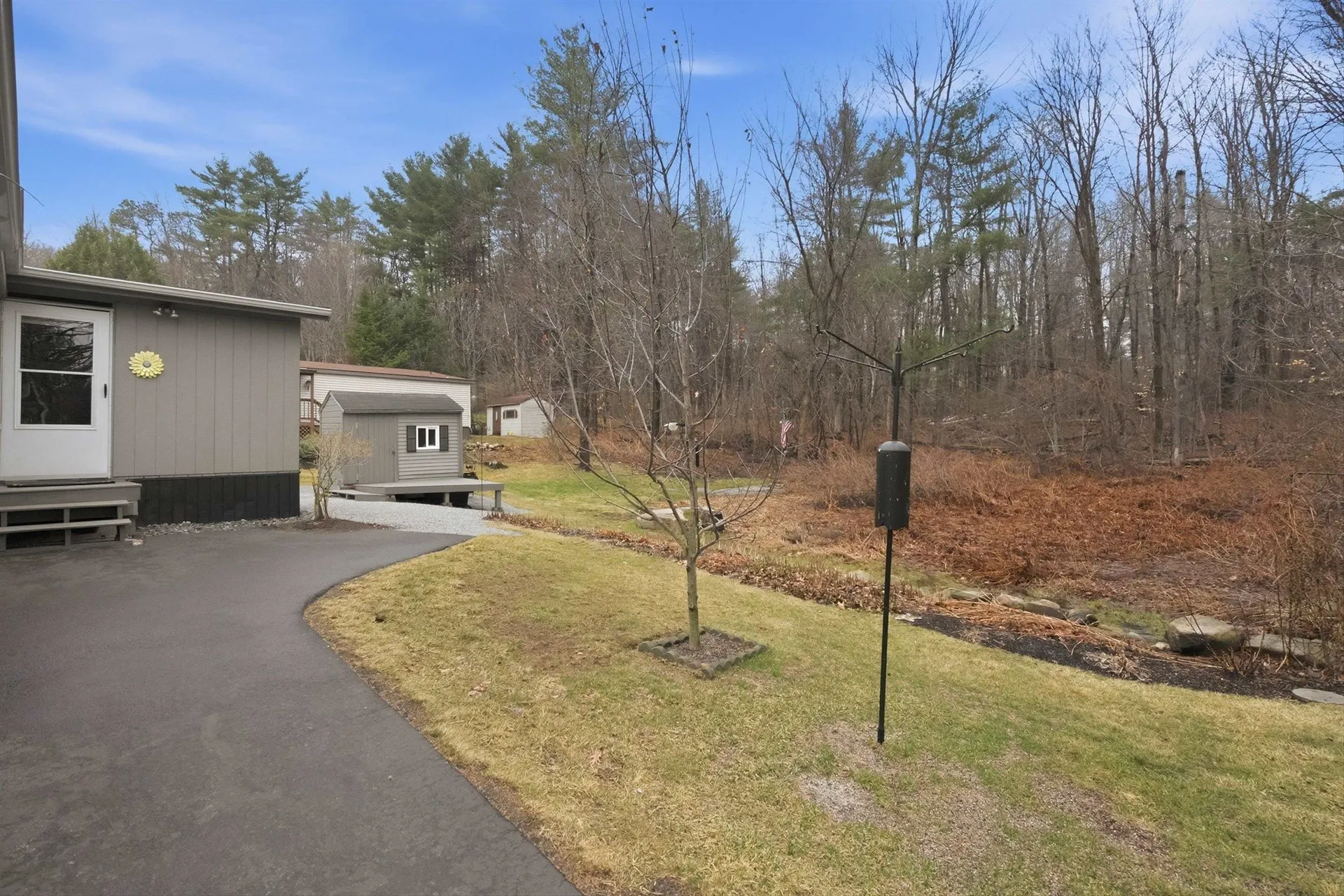 41 Mathew Circle Goffstown NH 03045