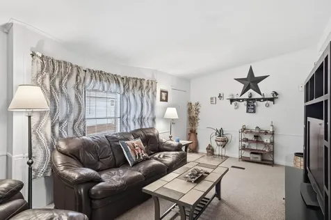 41 Mathew Circle Goffstown NH 03045