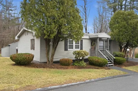 41 Mathew Circle Goffstown NH 03045