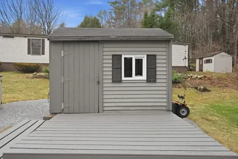 41 Mathew Circle Goffstown NH 03045