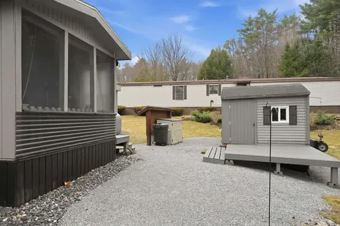 41 Mathew Circle Goffstown NH 03045
