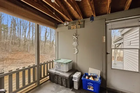 41 Mathew Circle Goffstown NH 03045