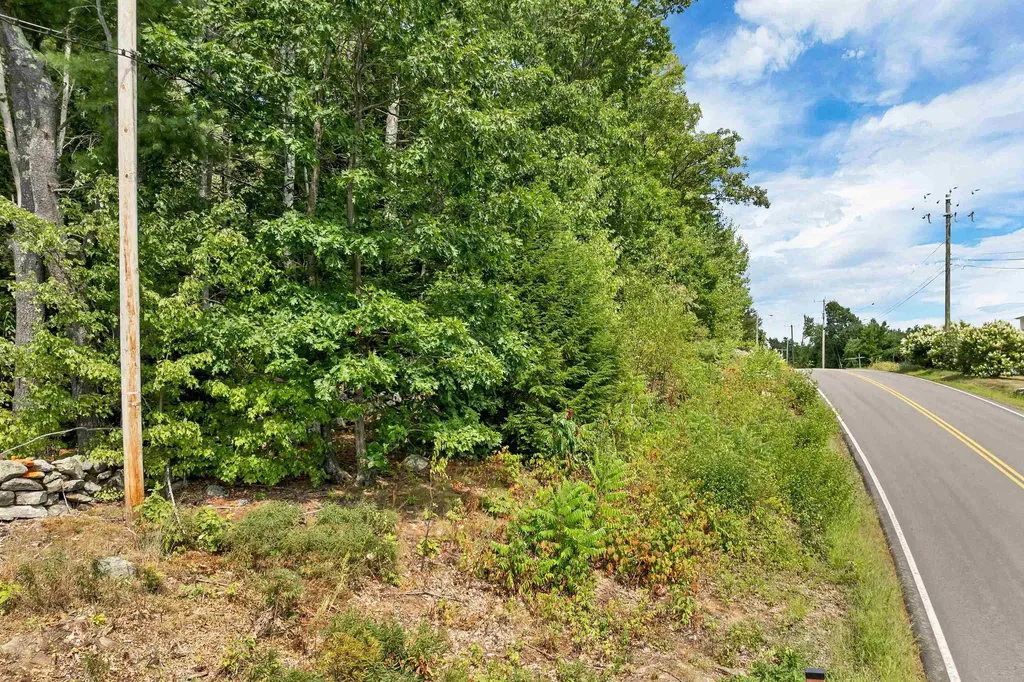 Clark Road Tilton NH 03276