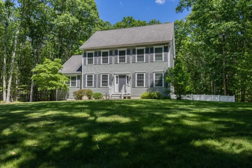 18 Piscataqua Road Dover NH 03820