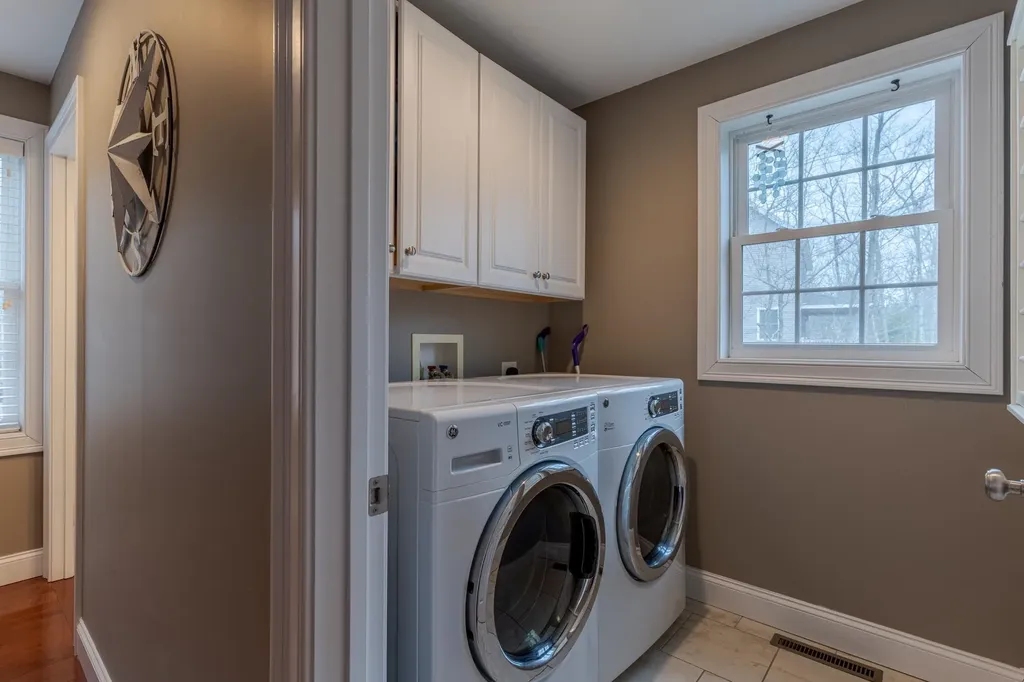 18 Piscataqua Road Dover NH 03820