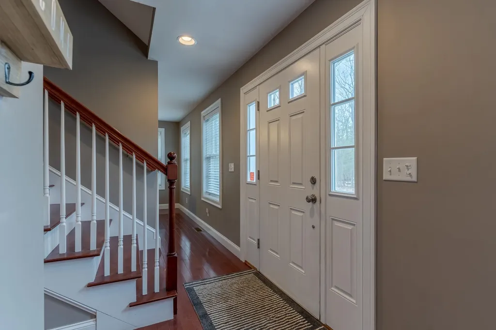 18 Piscataqua Road Dover NH 03820