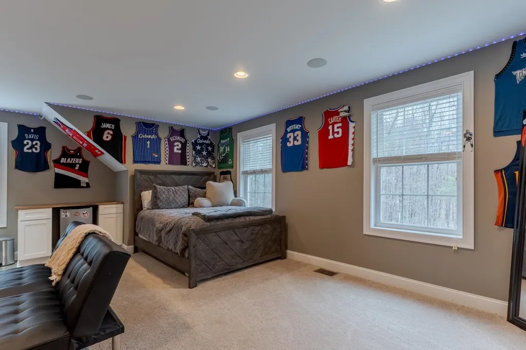 18 Piscataqua Road Dover NH 03820