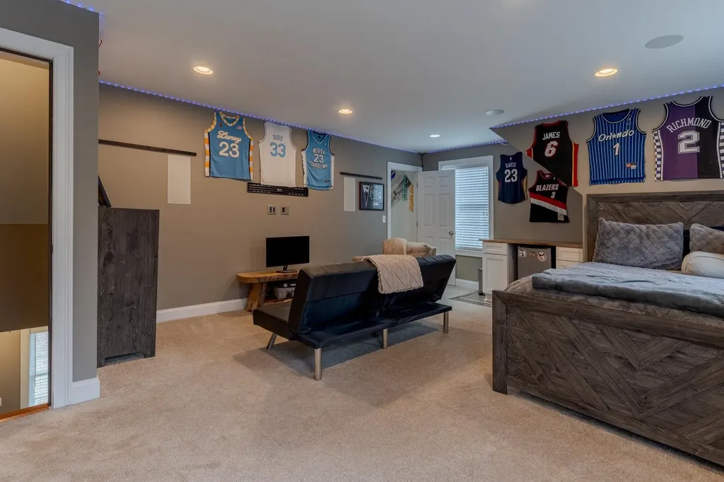 18 Piscataqua Road Dover NH 03820