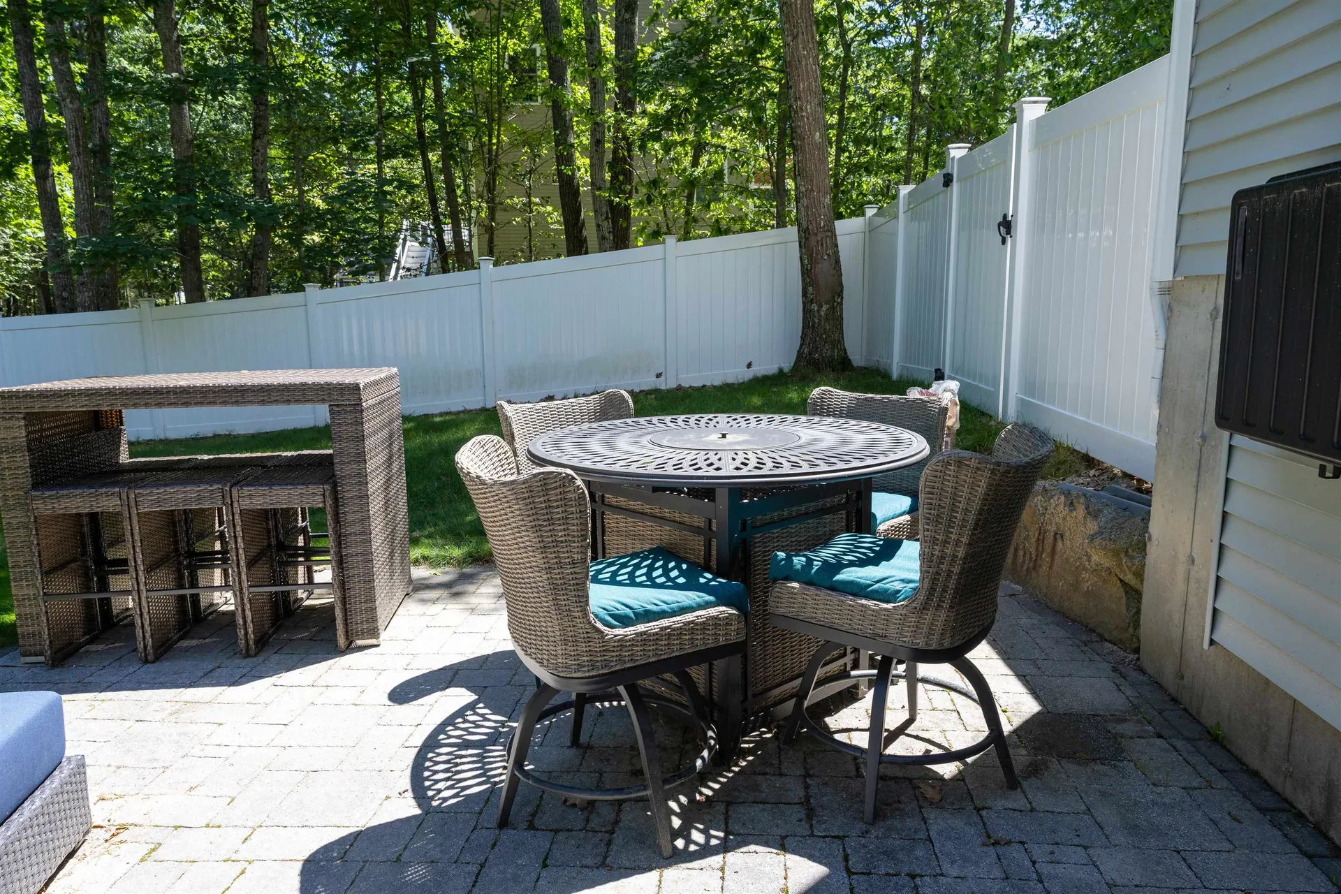 18 Piscataqua Road Dover NH 03820