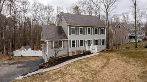 18 Piscataqua Road Dover NH 03820