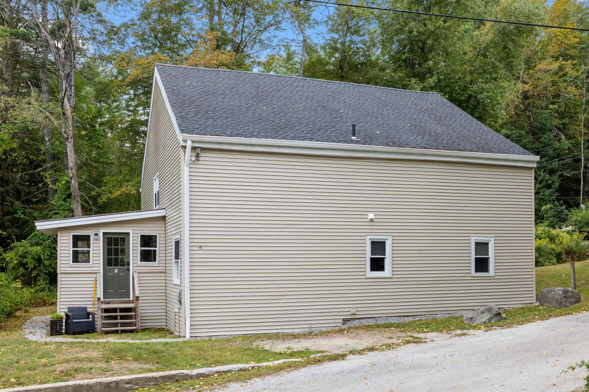 31 Water Street Bradford NH 03221