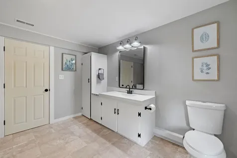 31 Water Street Bradford NH 03221