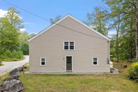 31 Water Street Bradford NH 03221