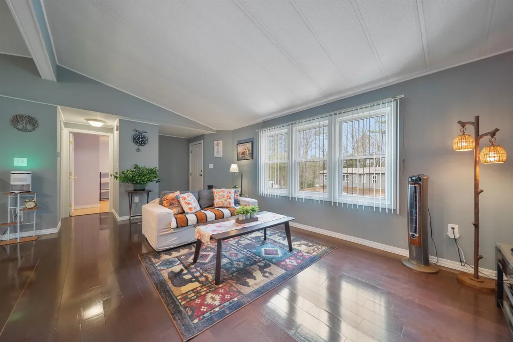 10 Sunshine Drive Belmont NH 03220