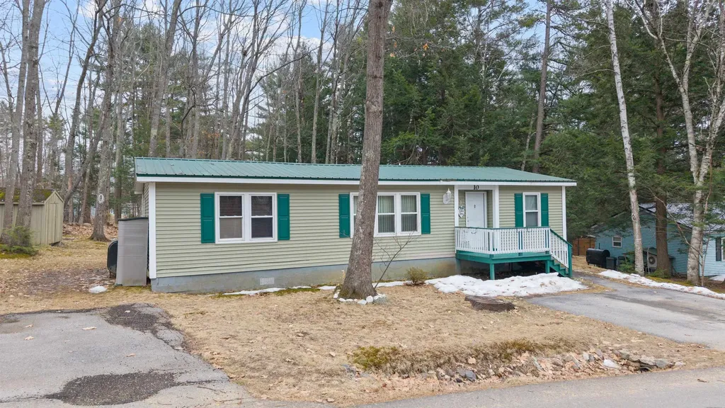10 Sunshine Drive Belmont NH 03220