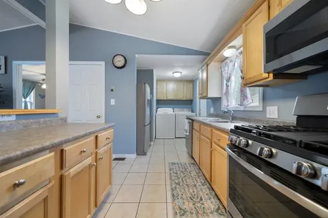 10 Sunshine Drive Belmont NH 03220