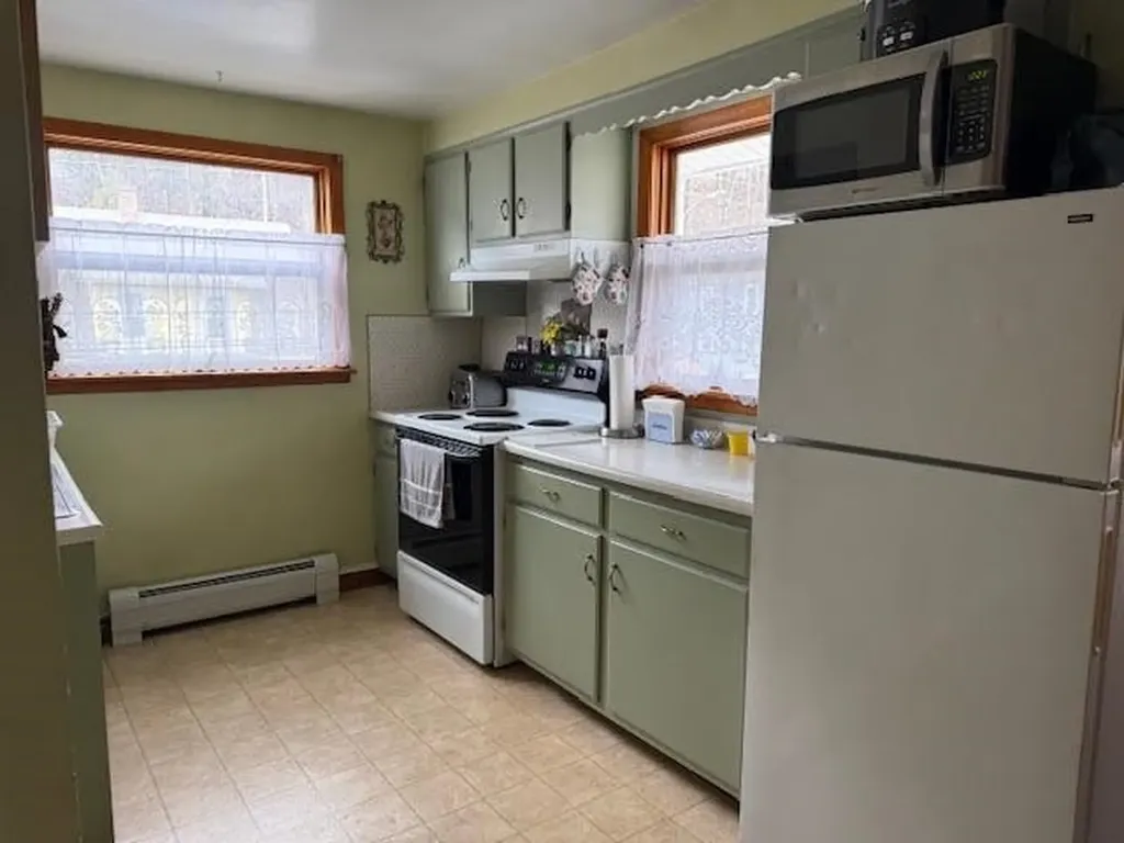 77 Ayers Street Barre City VT 05641
