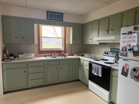 77 Ayers Street Barre City VT 05641
