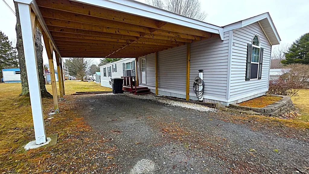 2477 Us Route 5 Derby VT 05829