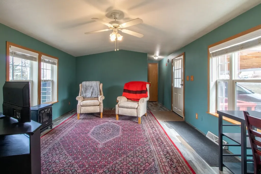 2477 Us Route 5 Derby VT 05829