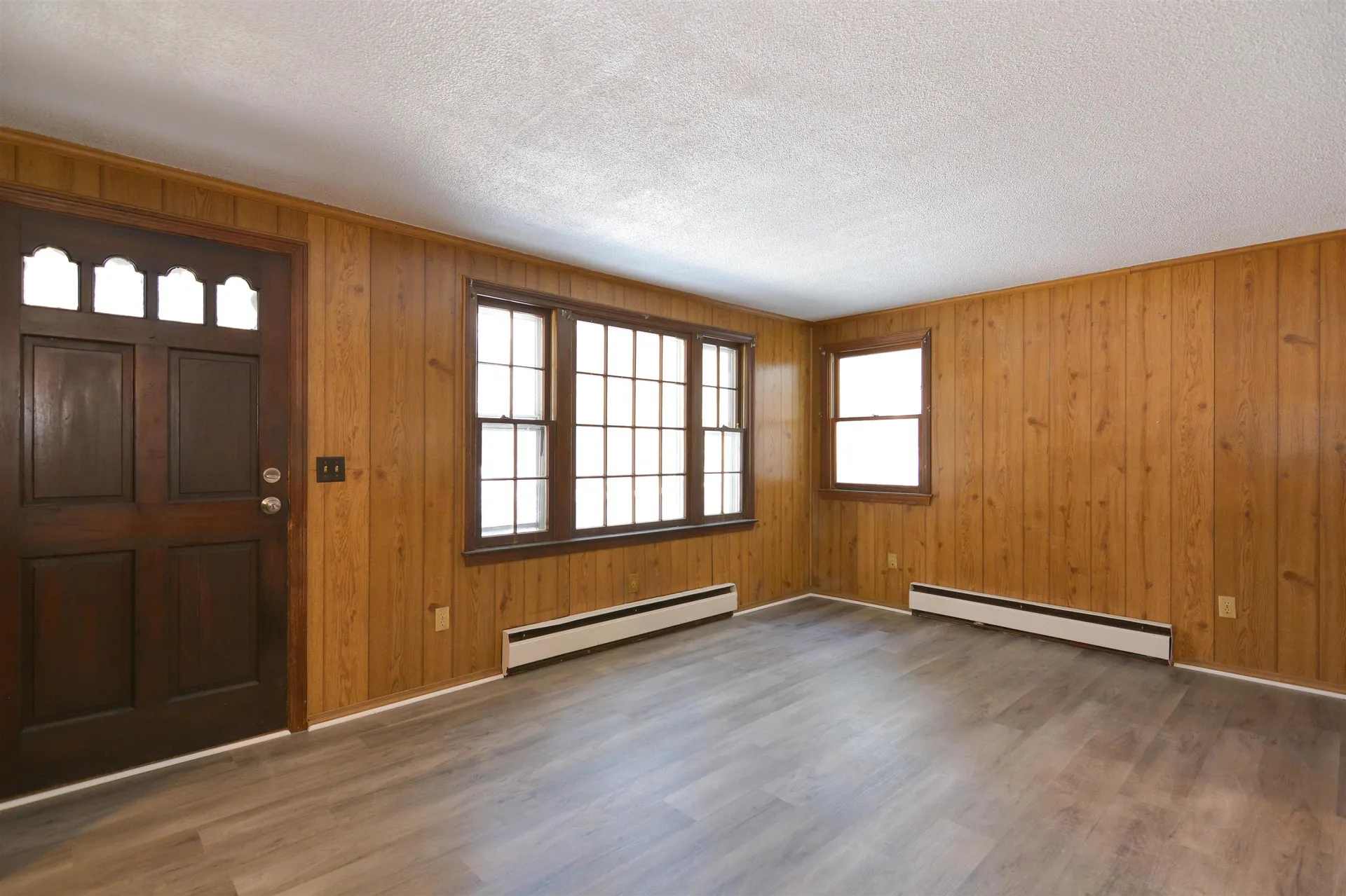 3 Holly Lane Londonderry NH 03053