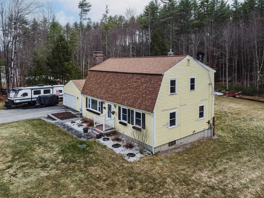21 Hooksett Turnpike Bow NH 03304