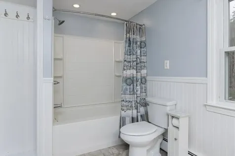 21 Hooksett Turnpike Bow NH 03304