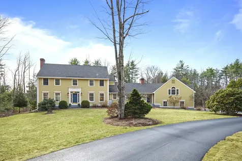 19 Old Milford Road Amherst NH 03031