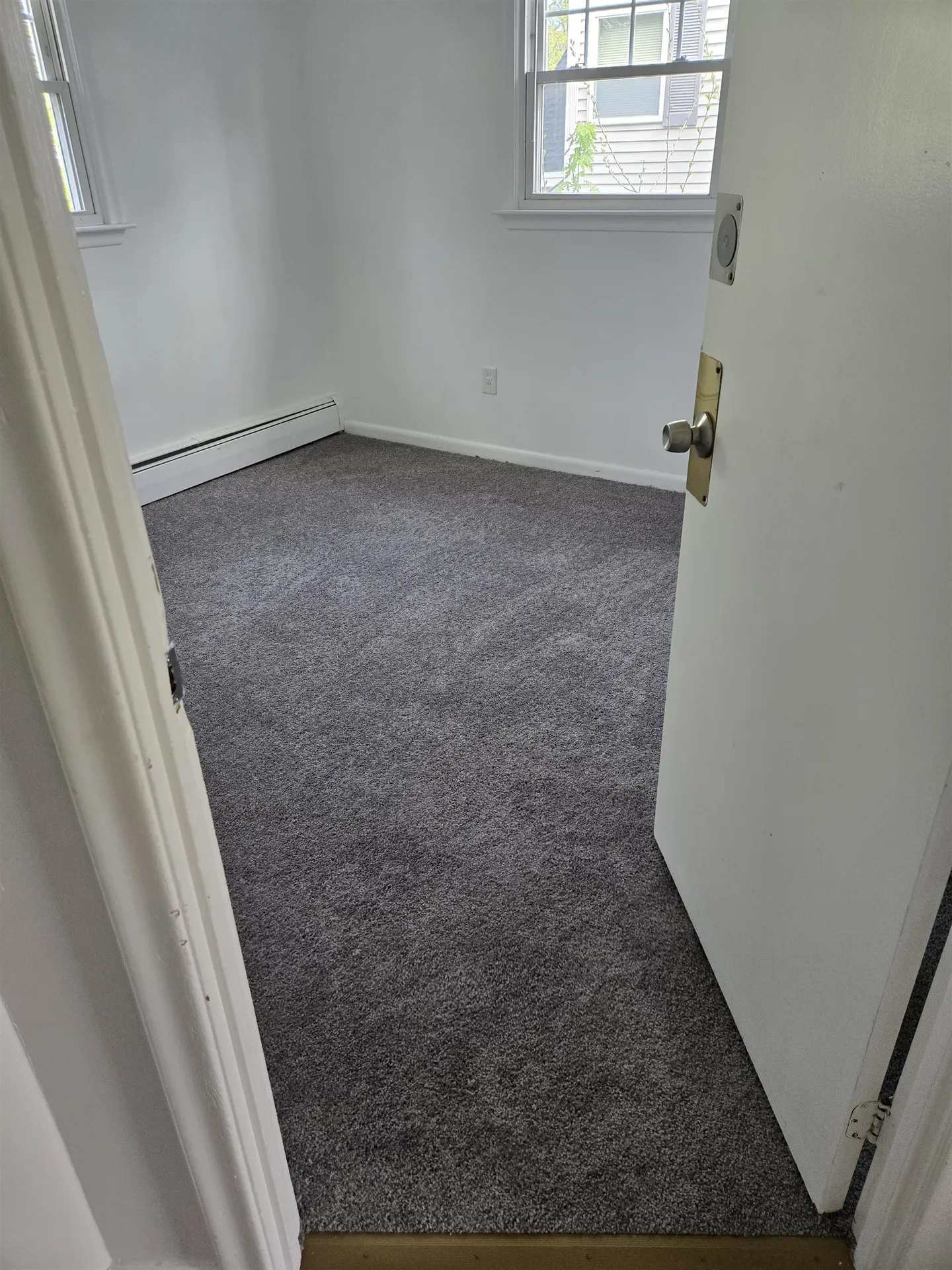 137 Waterman Street Manchester NH 03103