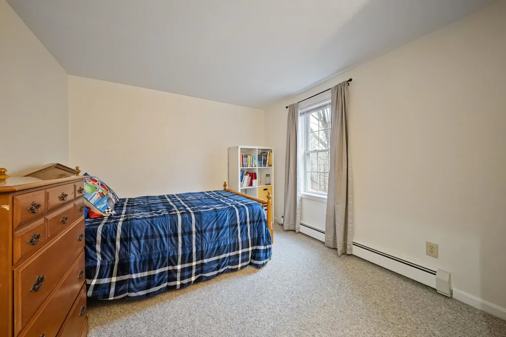 24 Prescott Road Epping NH 03042