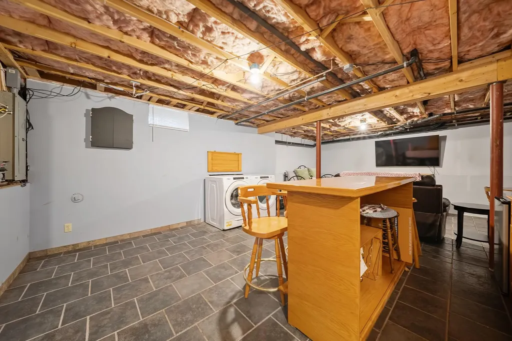 24 Prescott Road Epping NH 03042