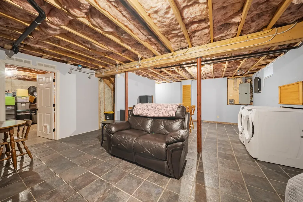 24 Prescott Road Epping NH 03042