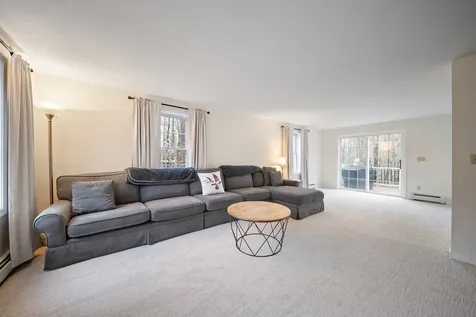 24 Prescott Road Epping NH 03042