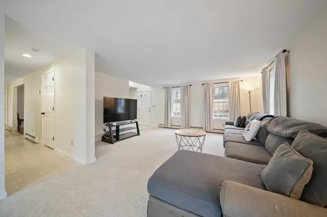 24 Prescott Road Epping NH 03042