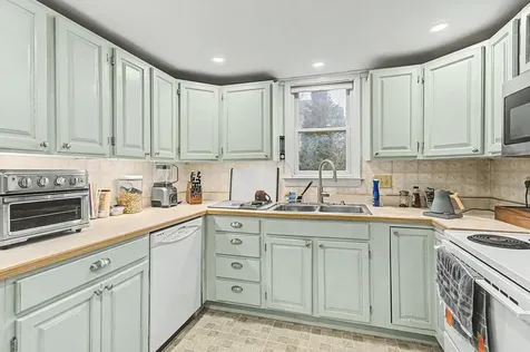 120 Allen Road South Burlington VT 05403