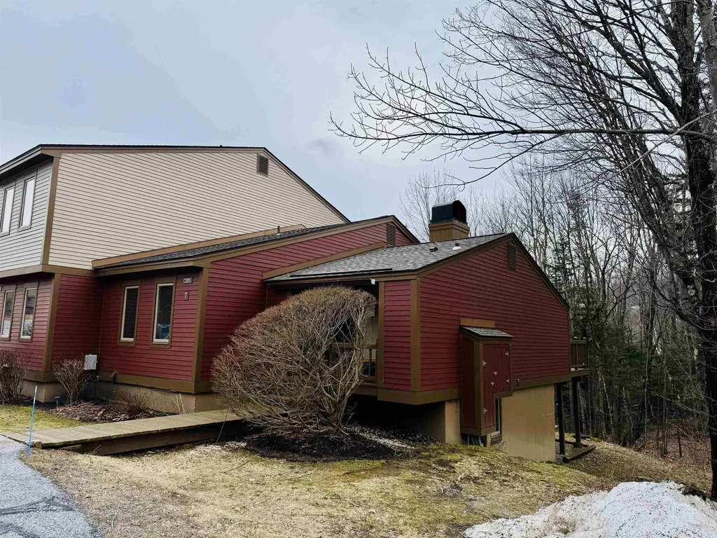 6D White Oaks Loop Dover VT 05356