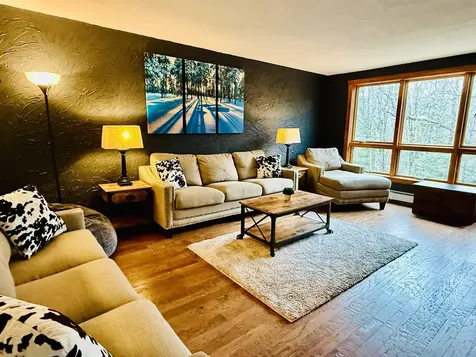 6D White Oaks Loop Dover VT 05356