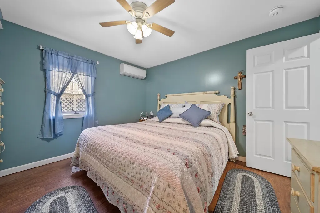 2 Remington Court Derry NH 03038