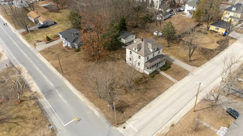 7 1st Street Hudson NH 03051