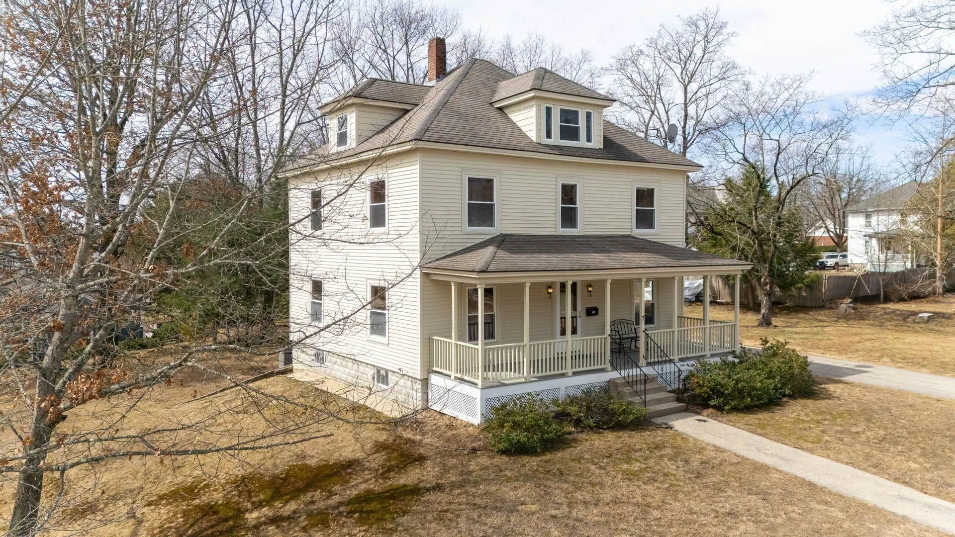 7 1st Street Hudson NH 03051