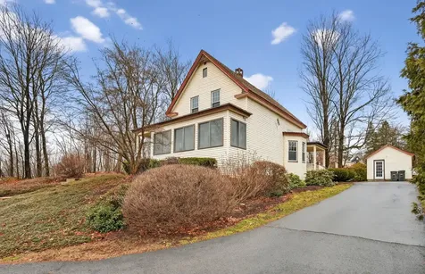 12 Millard Street Pembroke NH 03275