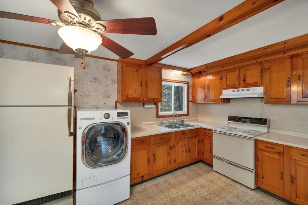 62 Highland Mountain Road Northfield NH 03276