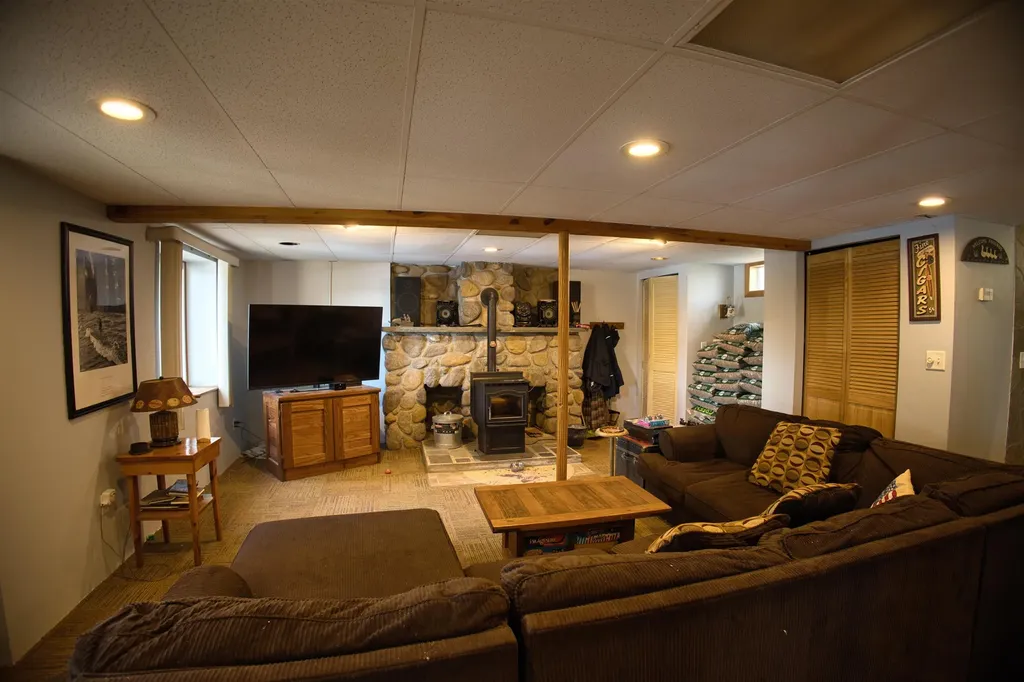 9 Abenaki Drive Freedom NH 03836