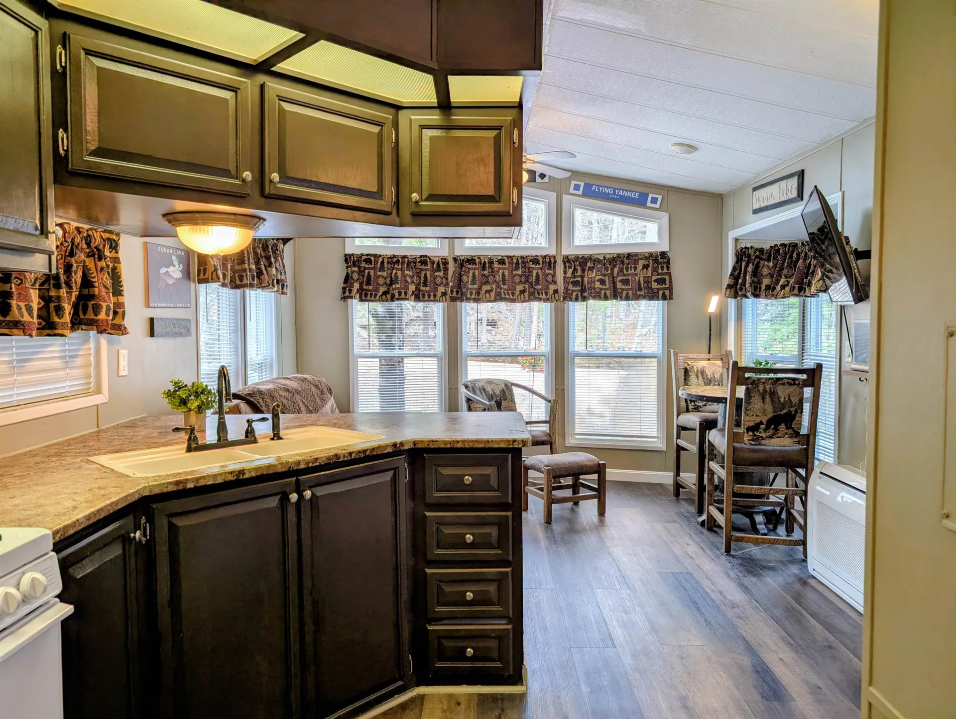 10 Hollows Road Holderness NH 03245