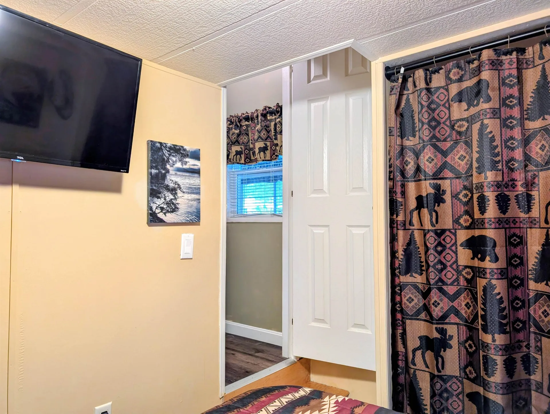 10 Hollows Road Holderness NH 03245