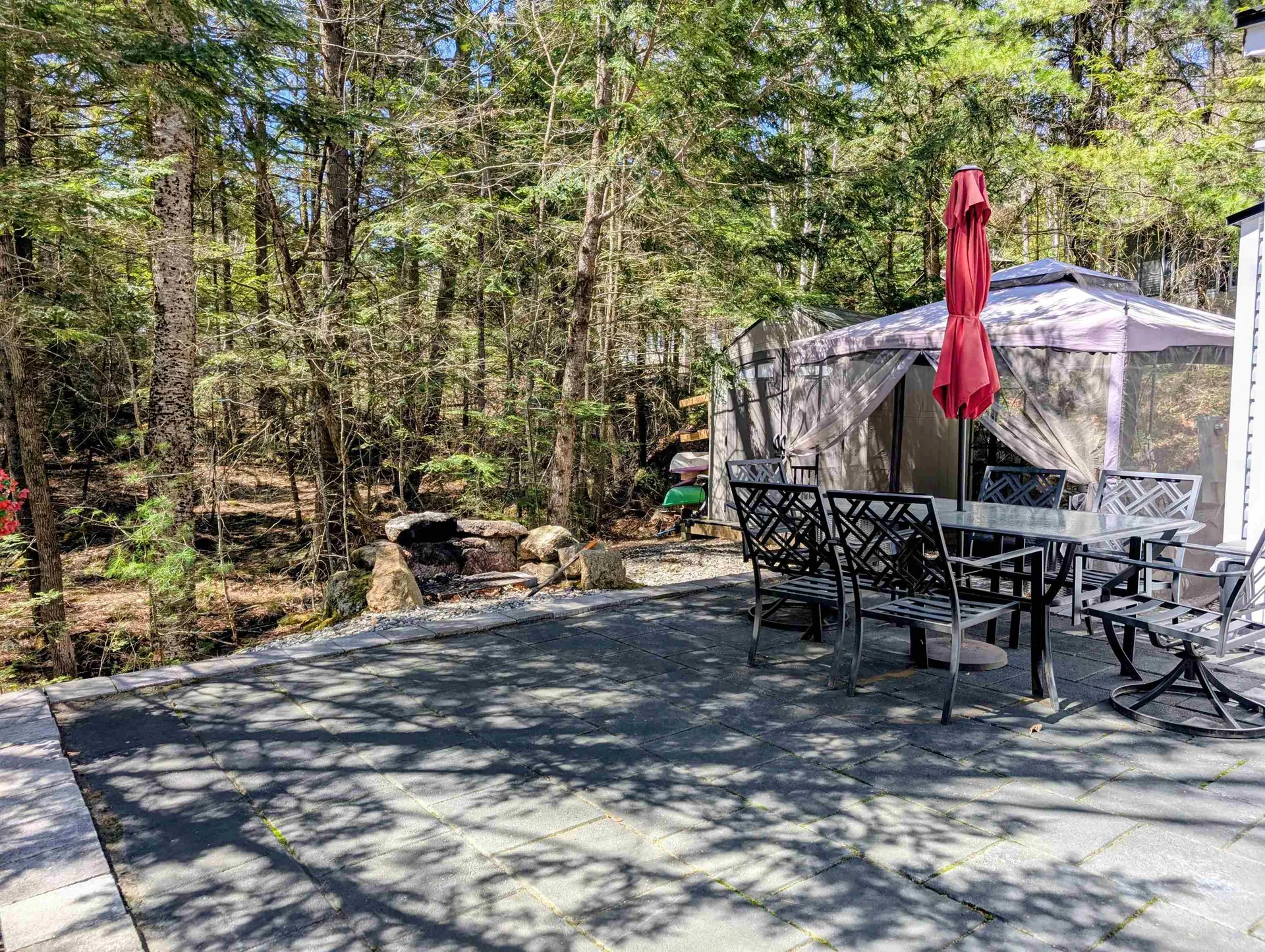 10 Hollows Road Holderness NH 03245