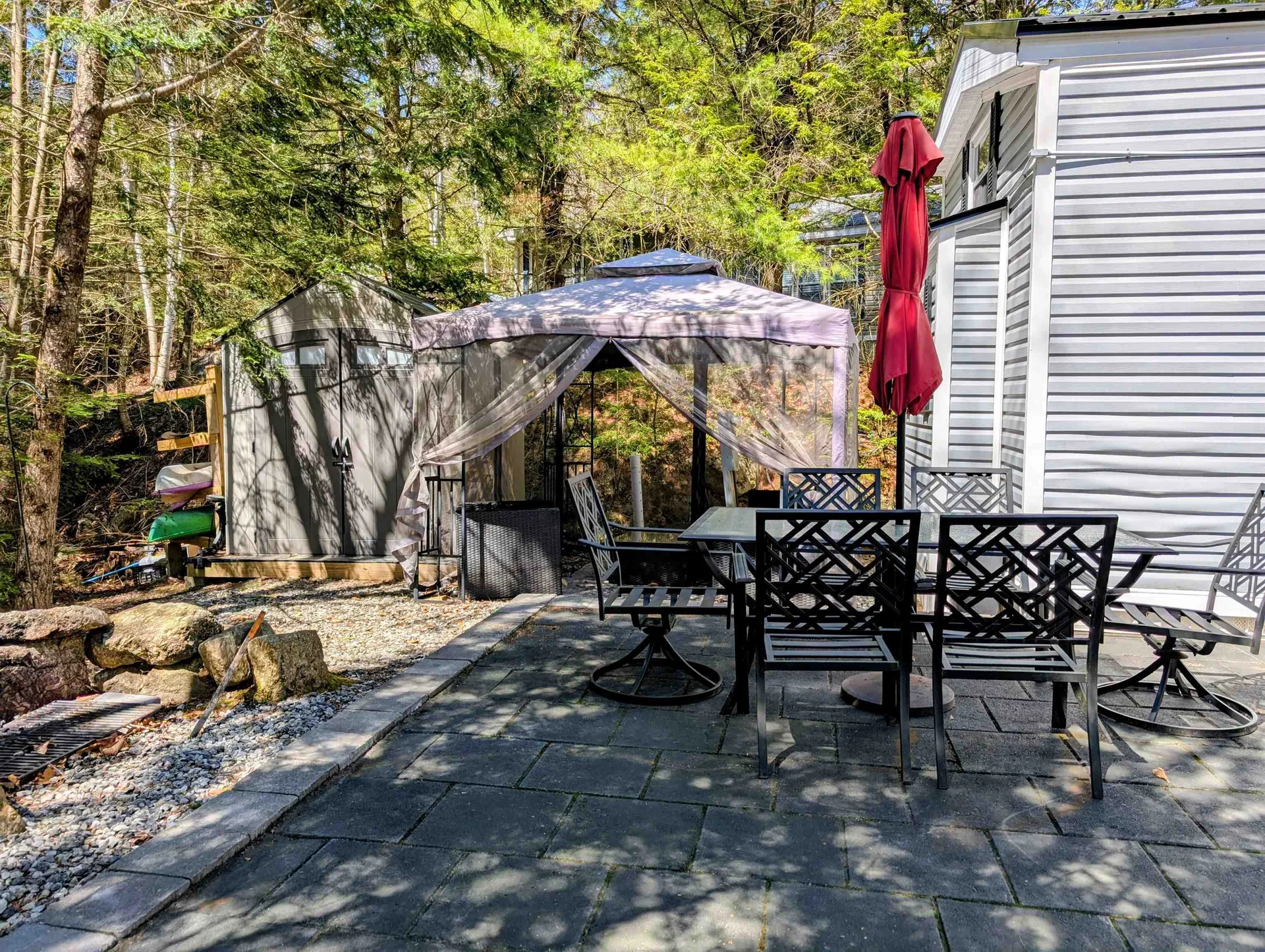 10 Hollows Road Holderness NH 03245