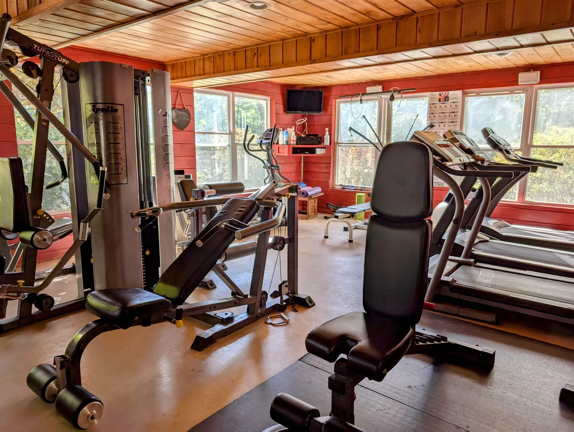 10 Hollows Road Holderness NH 03245